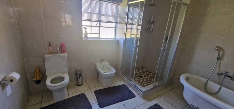 10 Bedroom Property for Sale in Olifantshoek Northern Cape